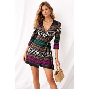 Vintage Diane Von Furstenberg Julian Mini 100% Silk Wrap Dress 6 Geo Chain Y2K